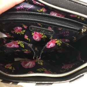 Betsey Johnson lg clutch purse